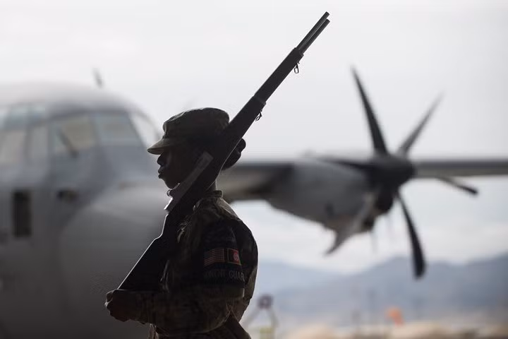 anh than phuc truoc kha nang cua nhung bong hong trong quan doi my