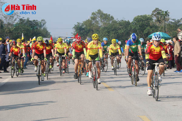 26 cua ro tranh tai giai dua xe dap thanh sen mo rong lan thu ii