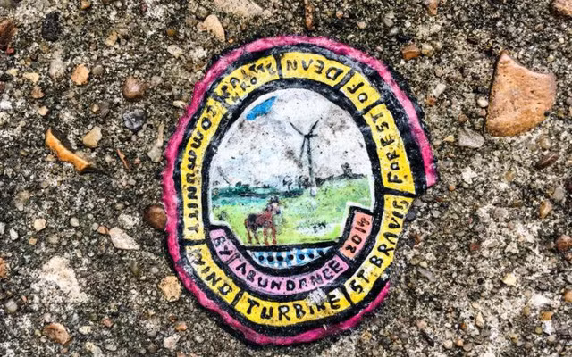 sang tac nghe thuat tren ba keo cao su