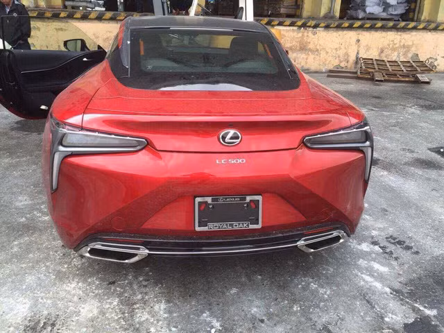 xe the thao lexus lc500 2018 dau tien ve viet nam