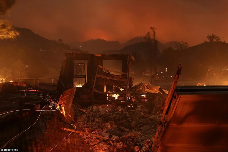 chay rung hoanh hanh california hang chuc nghin dan so tan