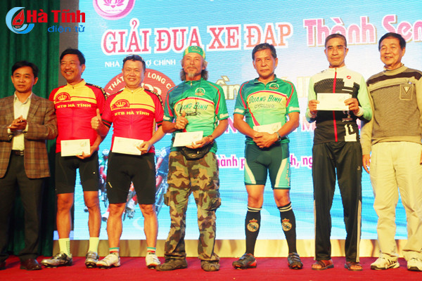 26 cua ro tranh tai giai dua xe dap thanh sen mo rong lan thu ii