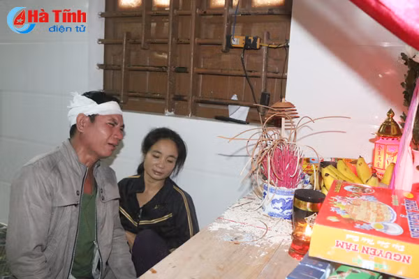 bi dat gia dinh co 3 nguoi con mac benh hiem ngheo