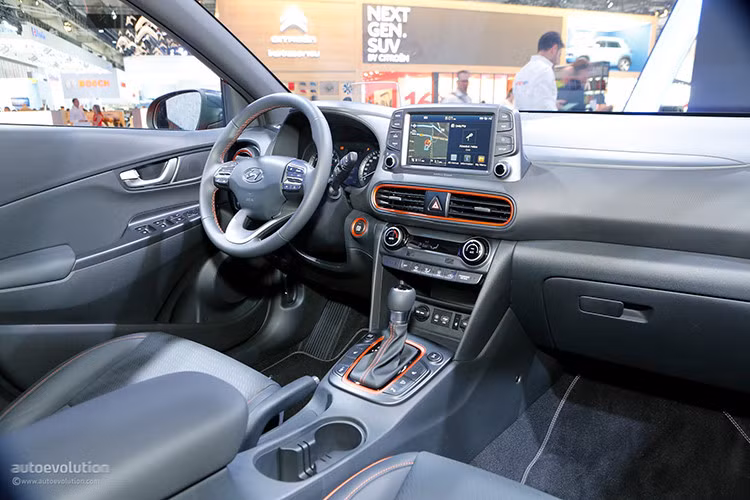 can canh xe gia re hyundai kona 2018 vua ra mat