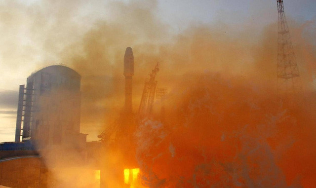 nga dau dau voi chuong trinh khong gian