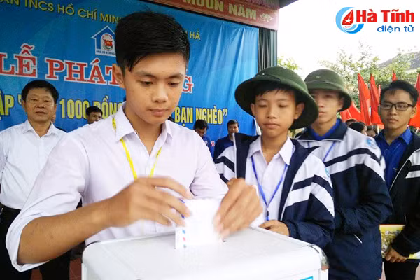 quy 1 000 dong ung ho ban ngheo