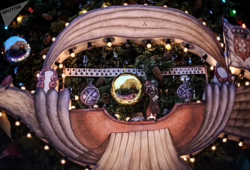 moscow sang lung linh chuan bi don giang sinh va nam moi 2018