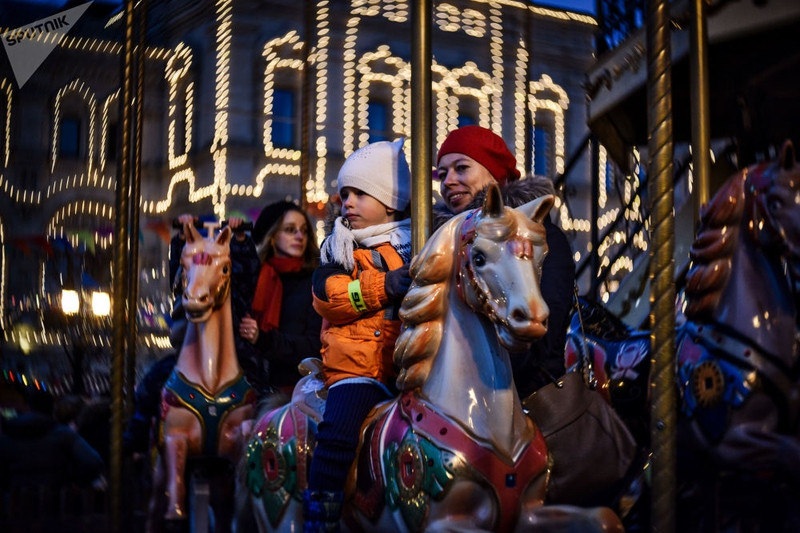 moscow sang lung linh chuan bi don giang sinh va nam moi 2018