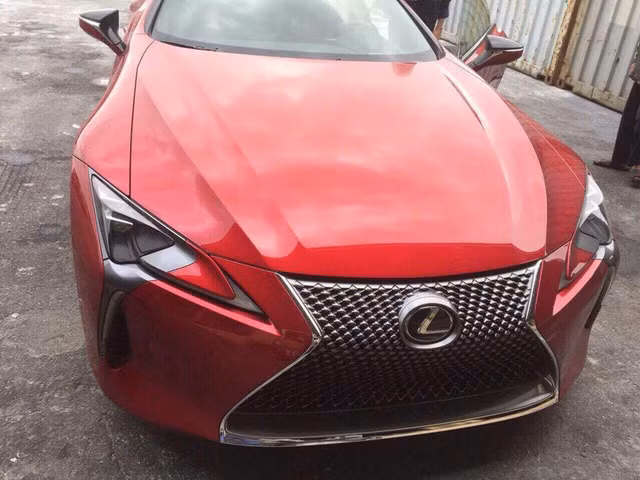 xe the thao lexus lc500 2018 dau tien ve viet nam