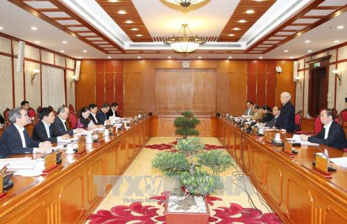 Bộ Chính trị cho ý kiến về kết quả kiểm tra của 5 đoàn công tác về công tác cán bộ ảnh 2 bo chinh tri cho y kien ve ket qua kiem tra cua 5 doan cong tac ve cong tac can bo