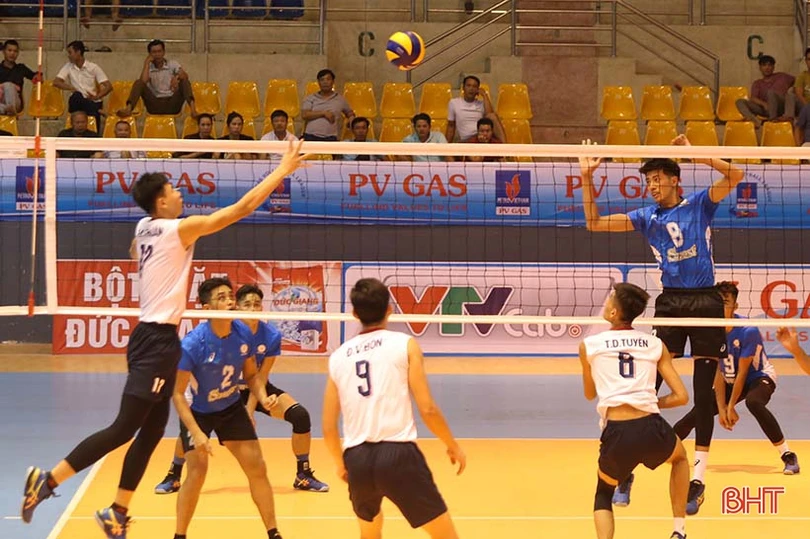 Cúp Hoa Lư - Bình Điền: Bóng chuyền nam Hà Tĩnh ra quân gặp Hà Nội