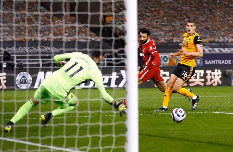 Liverpool trở lại top 6 sau trận thắng Wolves