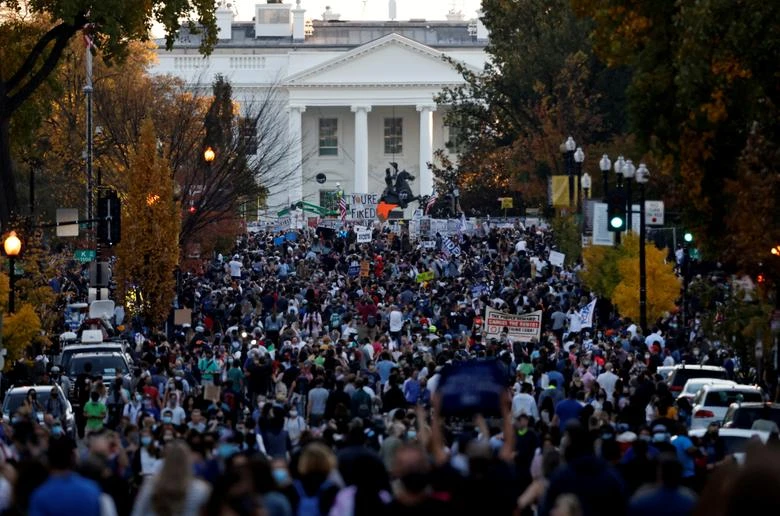 Xem phóng viên ảnh xuất sắc nhất năm 2020 của Reuters “trổ nghề”