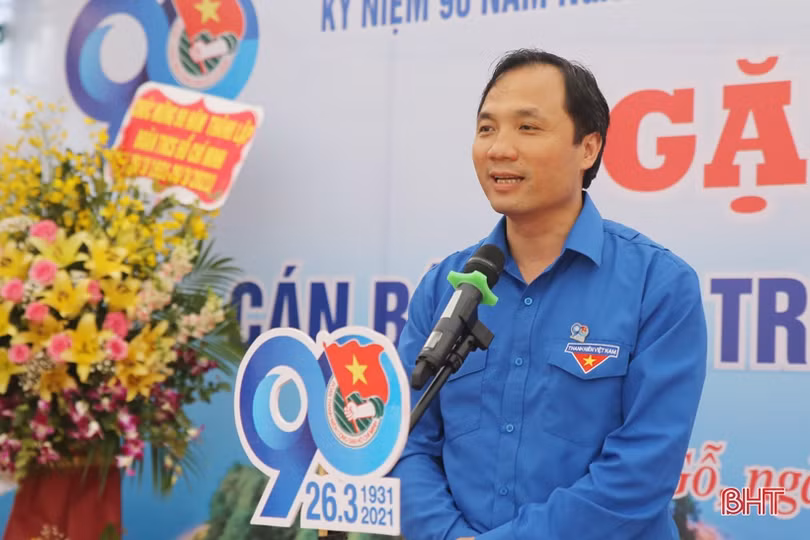 Đầm ấm buổi gặp mặt cán bộ Đoàn truyền thống Nghệ Tĩnh