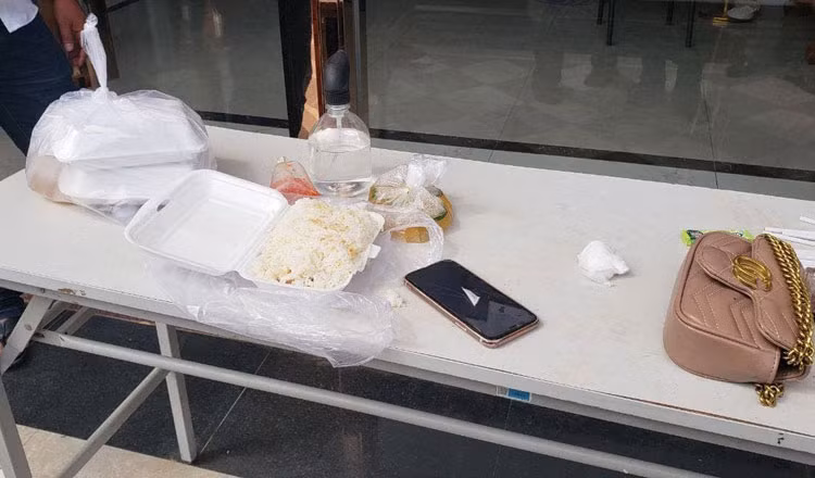 Giấu ma túy trong hộp cơm chuyển vào khu cách ly Covid-19 ở Campuchia
