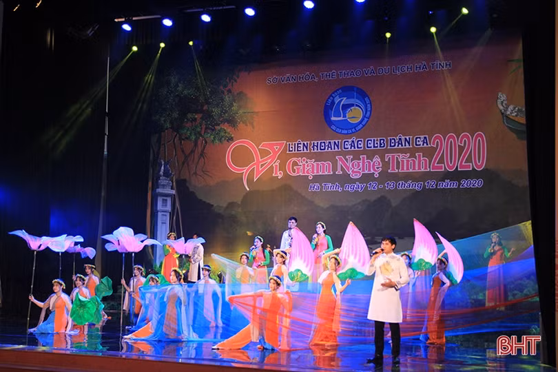 Nghệ nhân ưu tú Hà Tĩnh với kỷ niệm được biểu diễn phục vụ Đại tướng Võ Nguyên Giáp