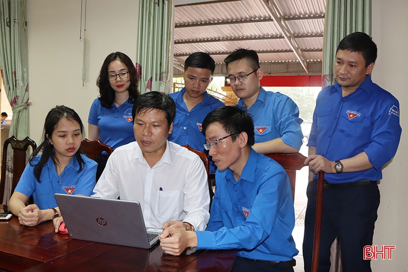 Bàn giao công trình thanh niên tại Khu di tích cố Tổng Bí thư Hà Huy Tập