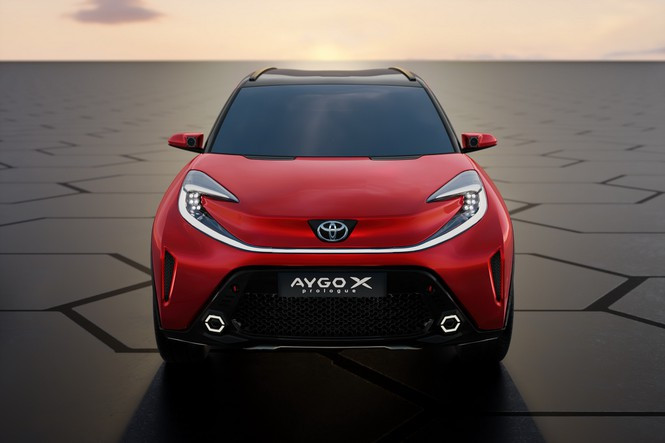 SUV mới của Toyota lộ diện với thiết kế lạ lẫm