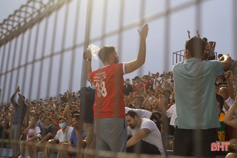 Xem trực tiếp: Hồng Lĩnh Hà Tĩnh gặp Hoàng Anh Gia Lai