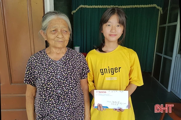 Niềm vui lan tỏa từ chương trình kết nối tiếp sức trẻ mồ côi đến trường của Báo Hà Tĩnh ảnh 2 Niềm vui lan tỏa từ chương trình kết nối tiếp sức trẻ mồ côi đến trường của Báo Hà Tĩnh