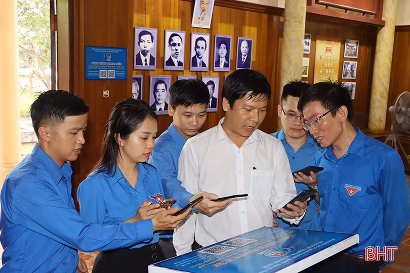 Bàn giao công trình thanh niên tại Khu di tích cố Tổng Bí thư Hà Huy Tập