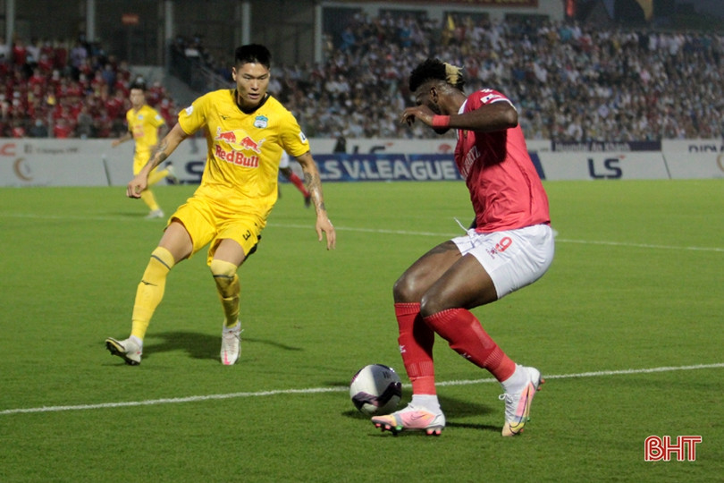 Hồng Lĩnh Hà Tĩnh tiếp Hoàng Anh Gia Lai: Bất phân thắng bại! ảnh 4 Hồng Lĩnh Hà Tĩnh tiếp Hoàng Anh Gia Lai: Bất phân thắng bại!