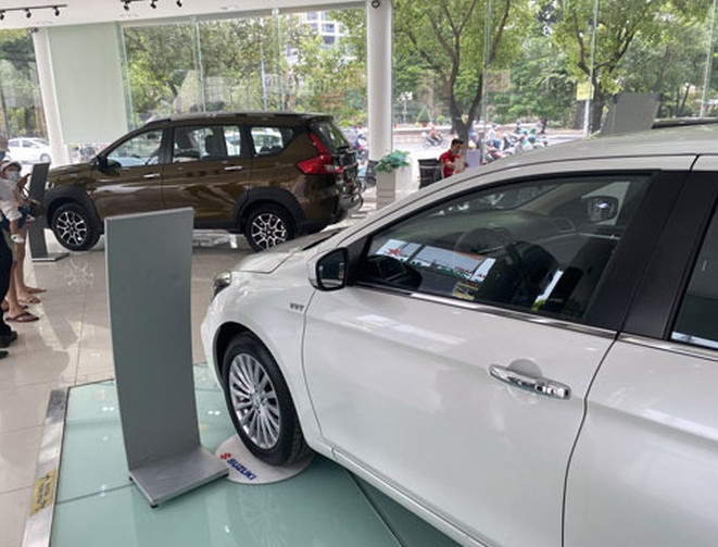 Giới nhà giàu Việt mua bao nhiêu xe ô tô trong tháng 2/2021?