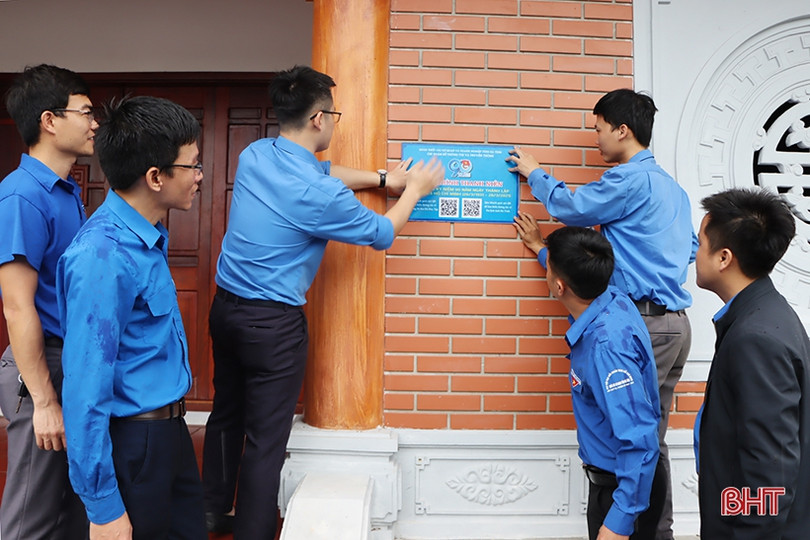 Bàn giao công trình thanh niên tại Khu di tích cố Tổng Bí thư Hà Huy Tập