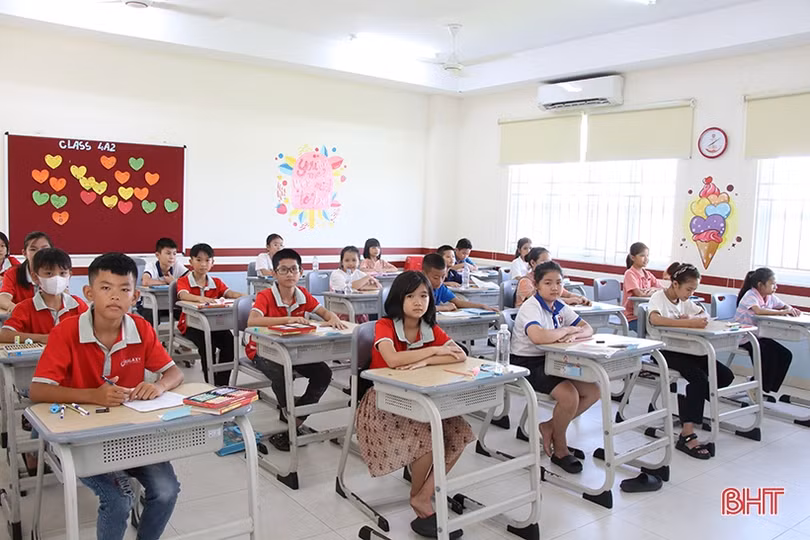 Hơn 400 thí sinh tham dự đánh giá năng lực theo chuẩn Cambridge tại iSchool Hà Tĩnh