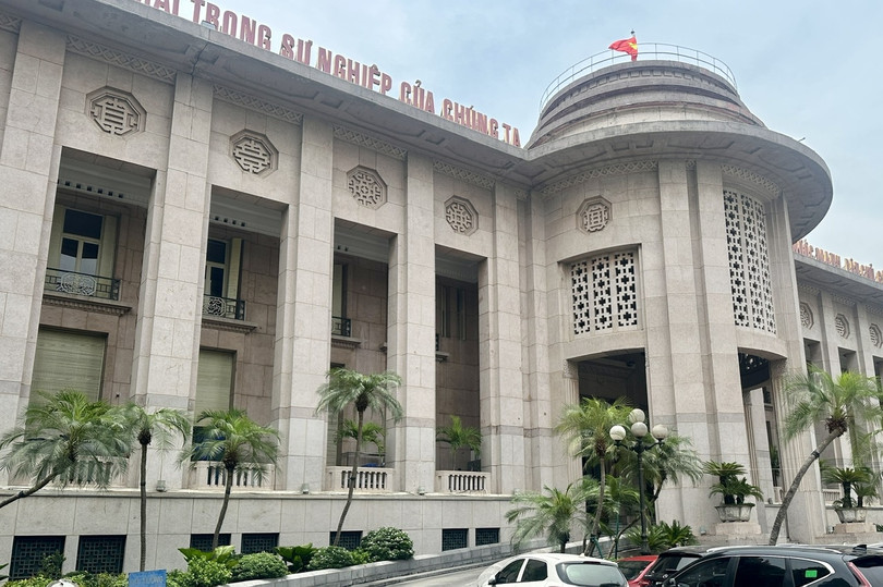 Ngân hàng Nhà nước ngừng thi hành một số quy định ‘thắt chặt’ của Thông tư 06