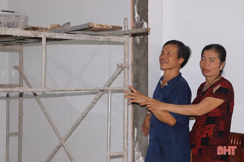 Nghị lực vượt khó của đôi vợ chồng khiếm thị