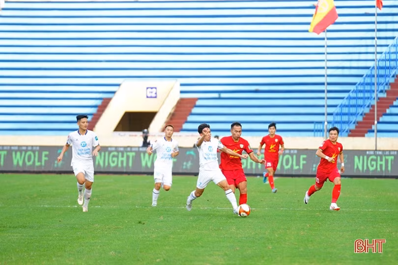 Thất bại trên sân Thiên Trường, Hồng Lĩnh Hà Tĩnh kết thúc mùa giải ở vị trí thứ 8