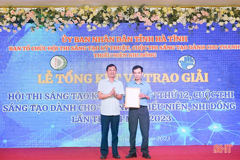 Trao thưởng 39 giải pháp xuất sắc hội thi, cuộc thi sáng tạo kỹ thuật Hà Tĩnh năm 2023