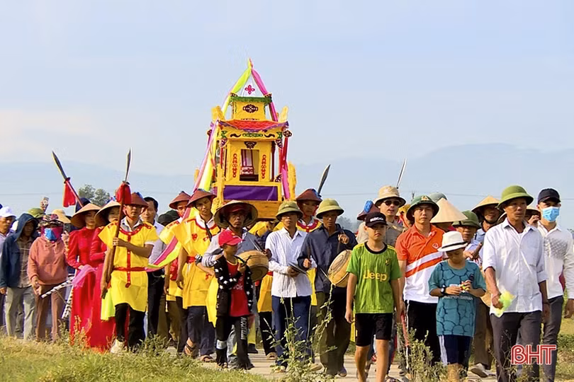 Trở về nguồn cội trong rằm tháng bảy