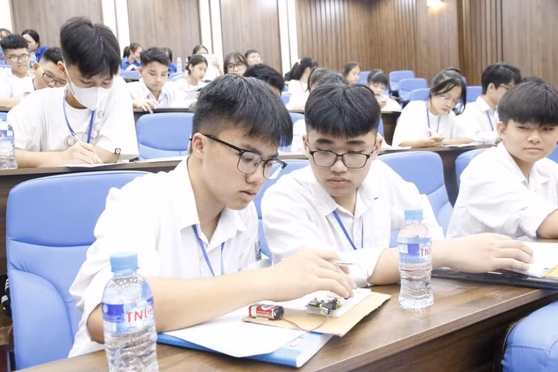 Công bố điểm chuẩn đại học