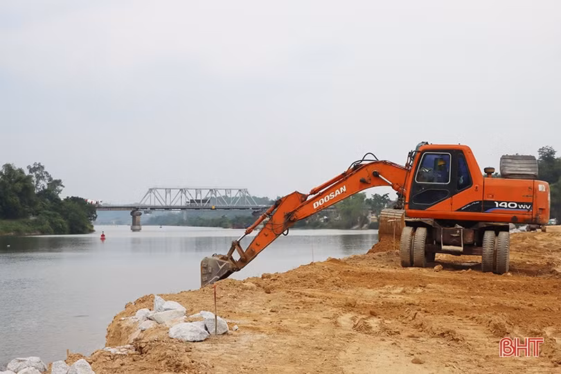 Đua tiến độ trên các công trình trọng điểm lĩnh vực NN&PTNT ở Hà Tĩnh