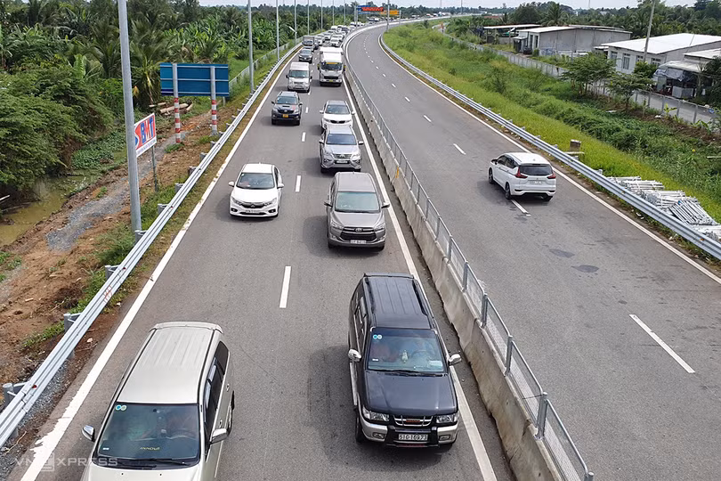 4 cao tốc vừa khai thác đã được đề nghị mở rộng