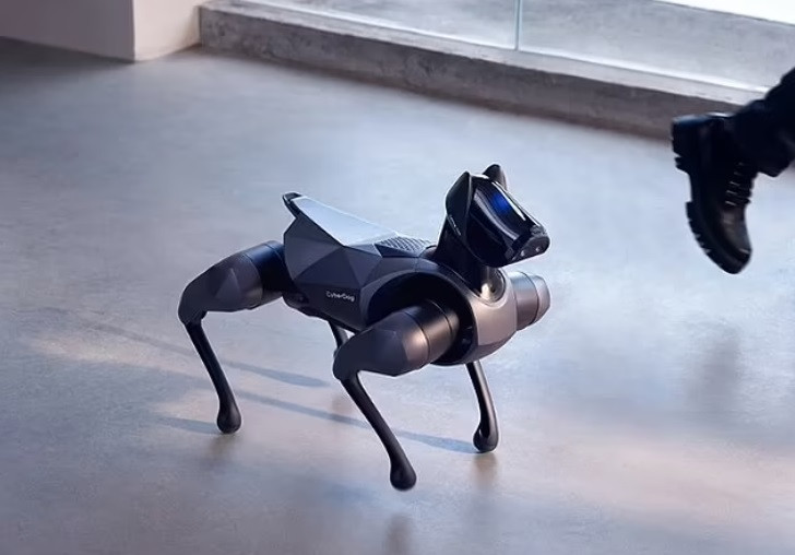 Trung Quốc ra mắt chó robot có thể múa ba lê, đi bộ trên Mặt Trăng