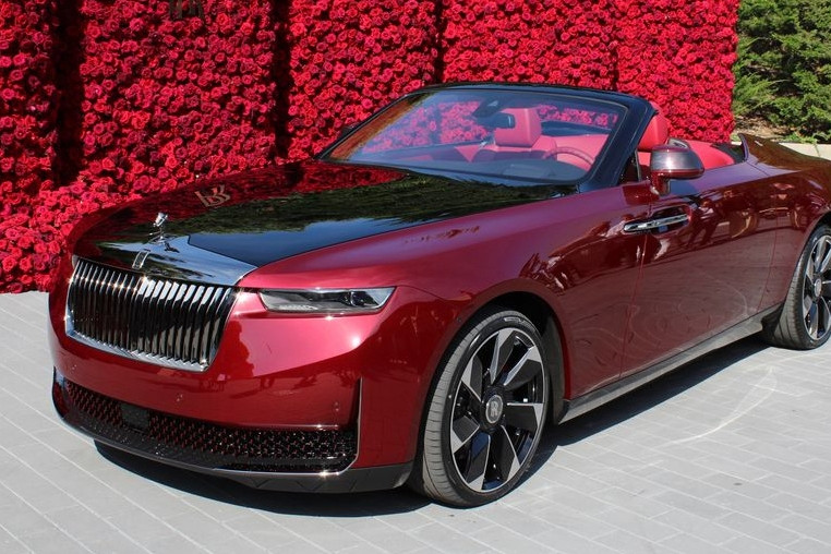 Rolls-Royce Droptail - xe siêu sang bản giới hạn giá 25 triệu USD