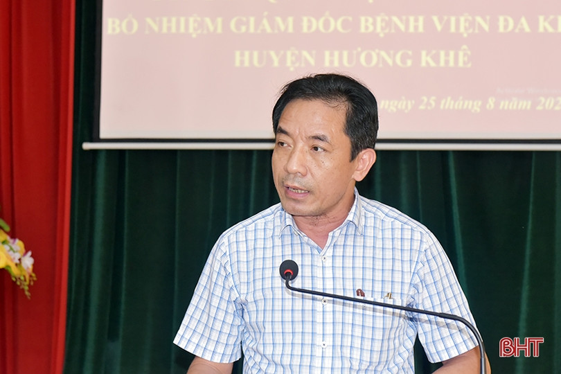 Ông Nguyễn Duy Bình giữ chức Giám đốc BVĐK huyện Hương Khê
