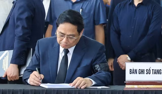 Lãnh đạo Đảng, Nhà nước viếng Phó Thủ tướng Lê Văn Thành