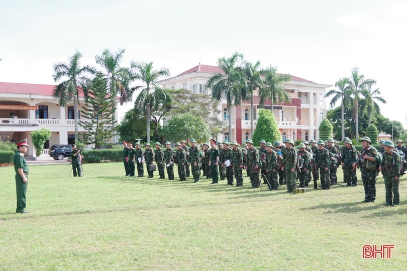Thiếu tướng Lê Hồng Nhân kiểm tra công tác sẵn sàng chiến đấu tại Trung đoàn 841