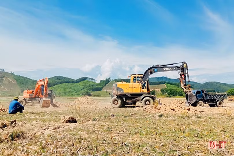 Xã đầu tiên của huyện miền núi Vũ Quang thực hiện dồn điền, đổi thửa