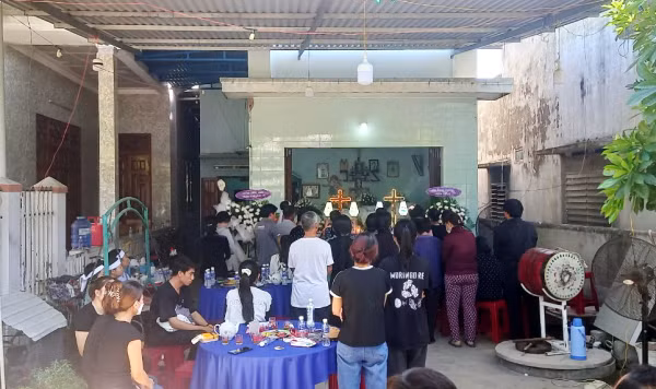 Vụ 4 người trong gia đình tử vong: Bắt khẩn cấp người chồng