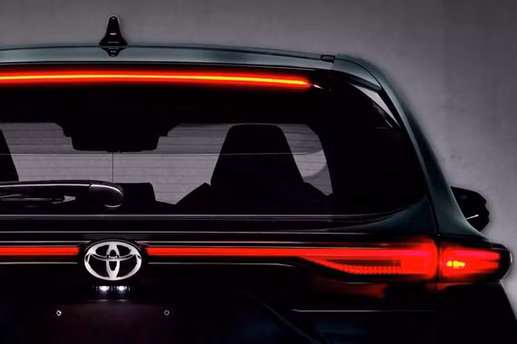 Toyota vẫn quyết đi theo con đường riêng trước làn sóng xe thuần điện