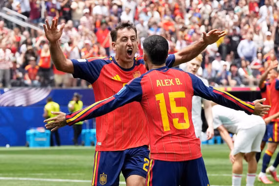 Tây Ban Nha vào vòng 1/8 World Cup sau trận thắng 3-0