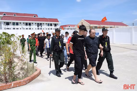 Công an Hà Tĩnh triệt phá đường dây đánh bạc, rửa tiền xuyên quốc gia