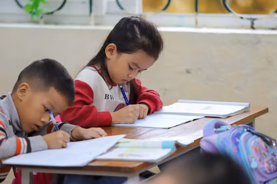 Đề xuất cho học sinh, sinh viên nghèo vay tối đa 8 triệu đồng một tháng