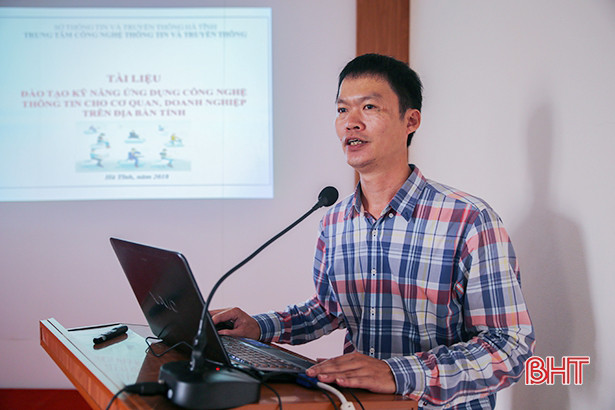 Trang bị kỹ năng ứng dụng công nghệ thông tin cho doanh nghiệp