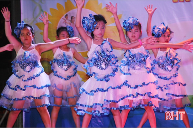 Sôi động ngày hội vào hè của thiếu nhi thành phố Hà Tĩnh